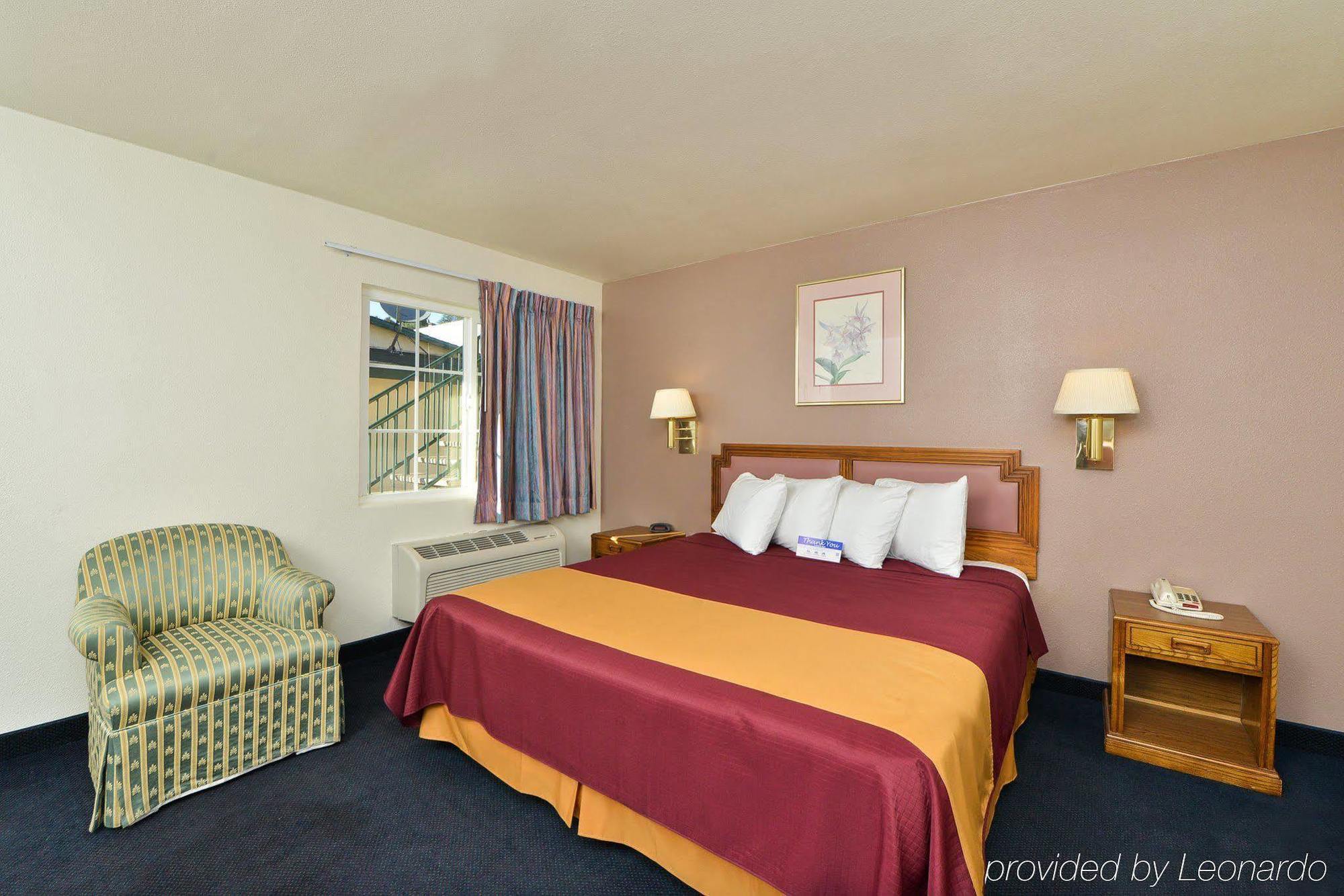 Value Inn & Suites เรดดิ้ง ภายนอก รูปภาพ
