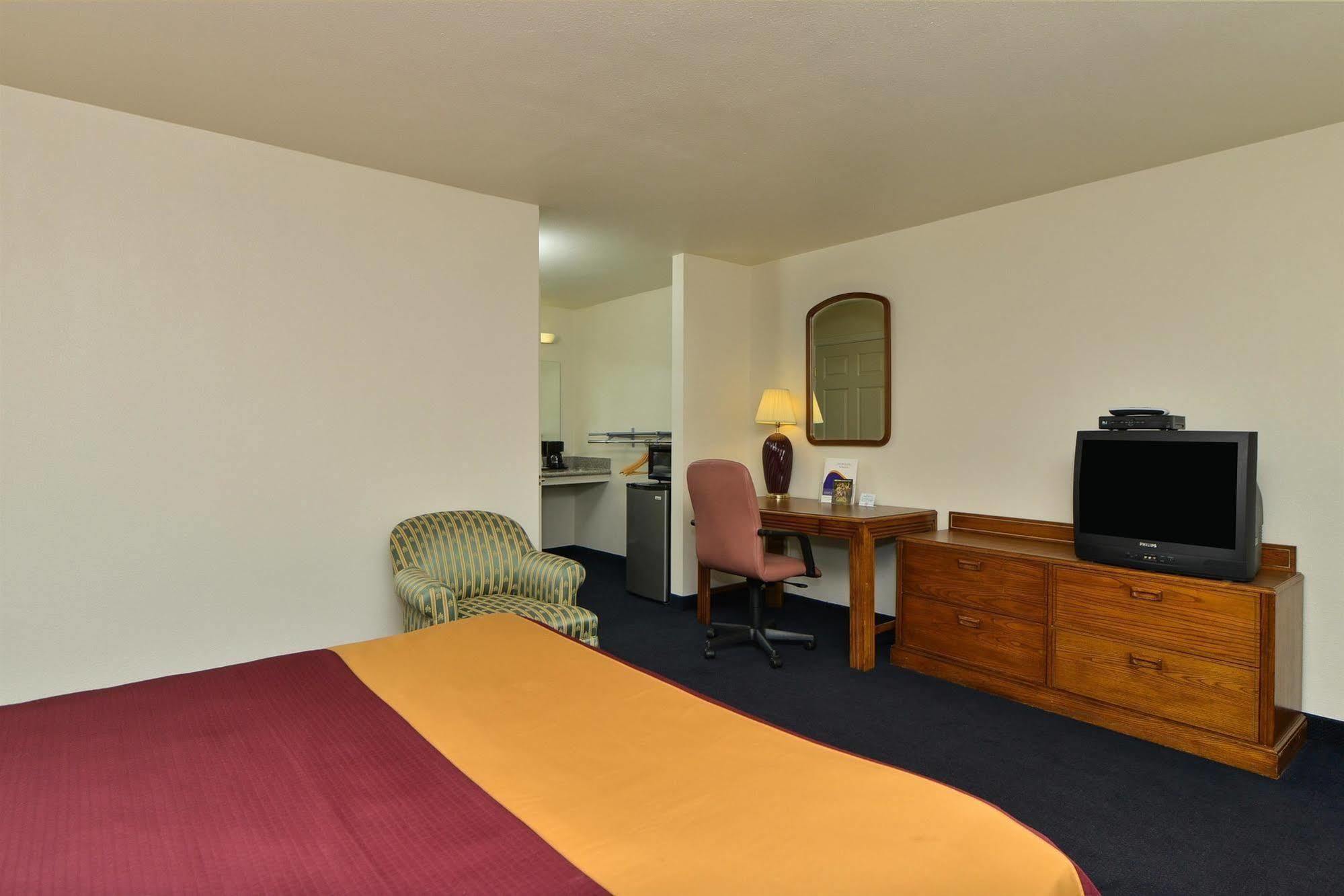 Value Inn & Suites เรดดิ้ง ภายนอก รูปภาพ