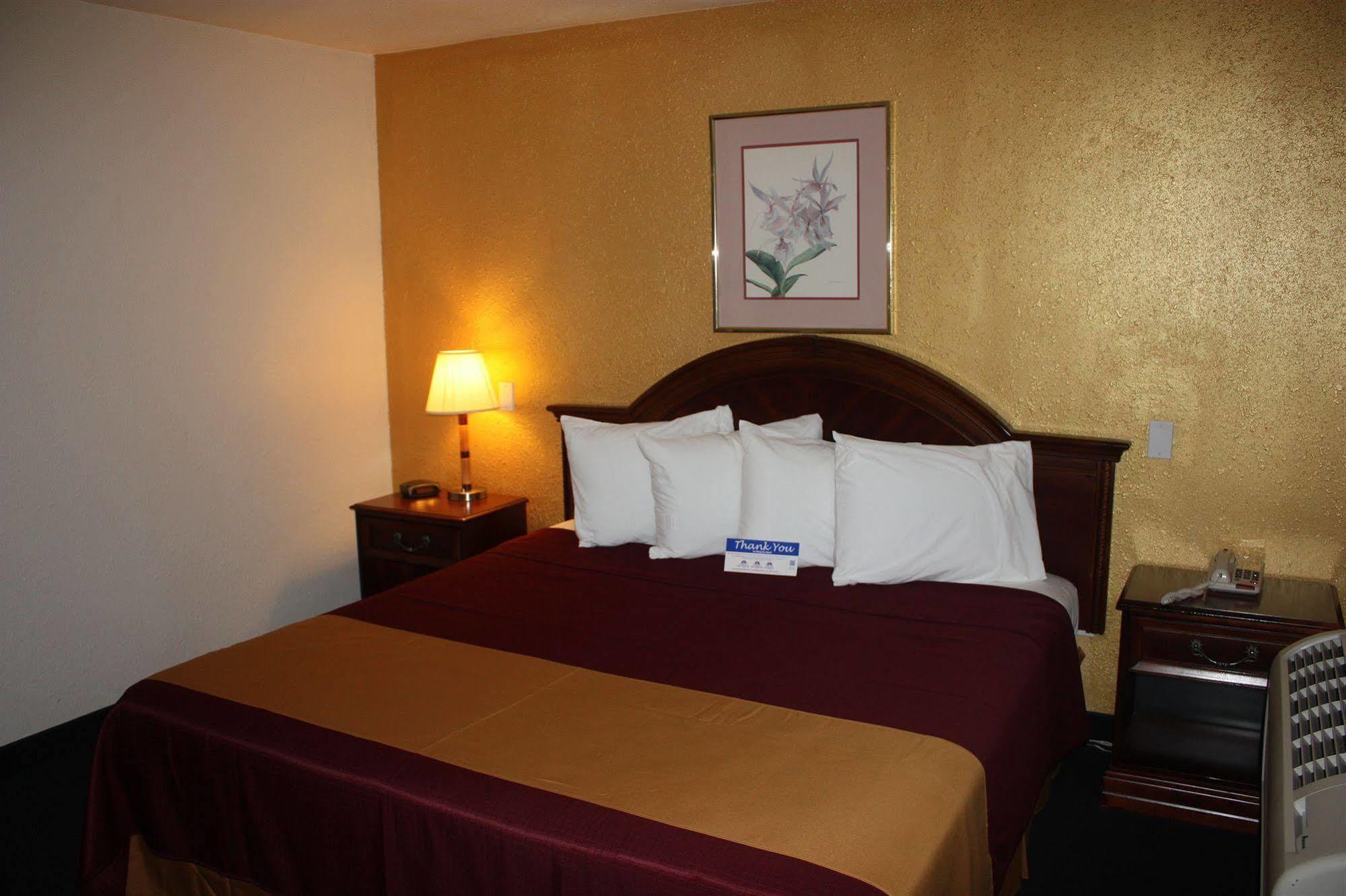Value Inn & Suites เรดดิ้ง ภายนอก รูปภาพ