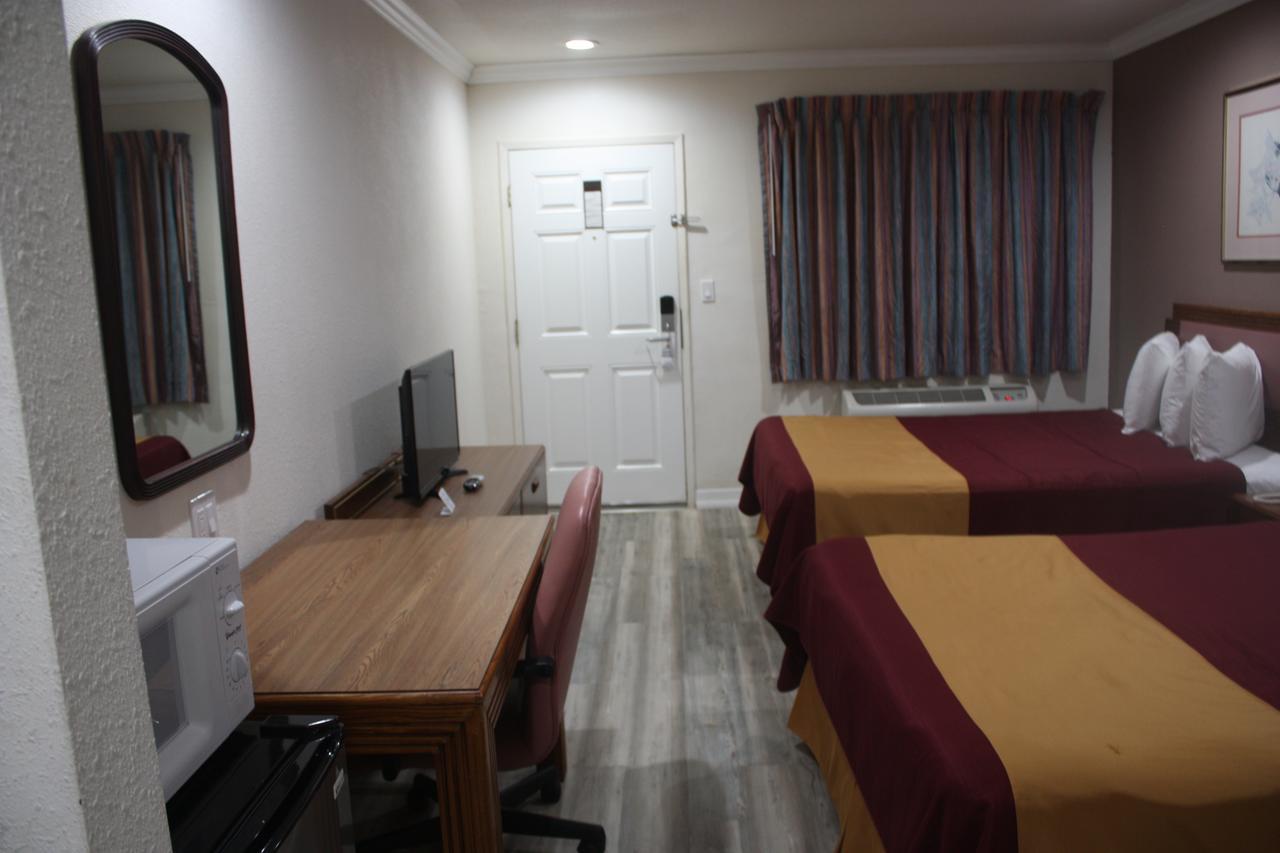 Value Inn & Suites เรดดิ้ง ภายนอก รูปภาพ